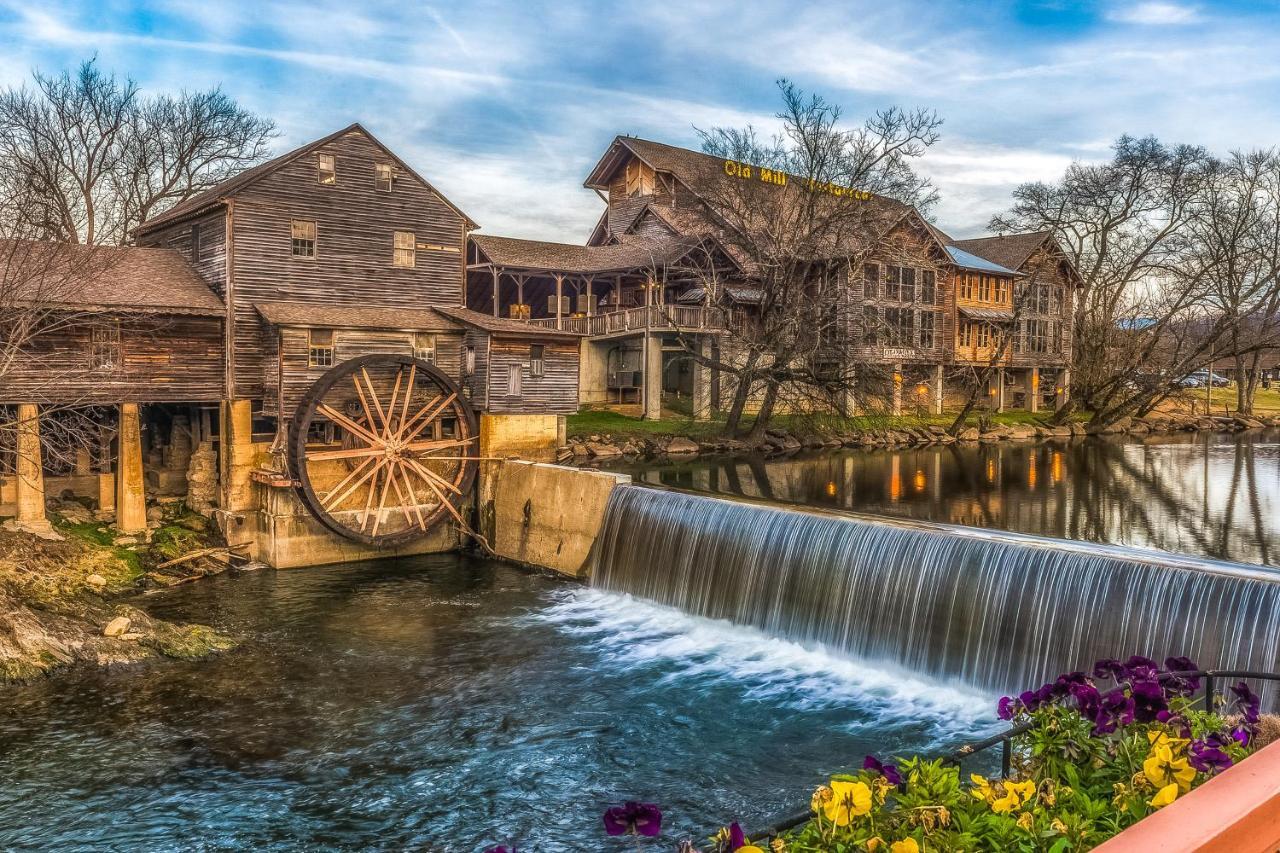 Villa Gateway To The Smokies Pigeon Forge Exterior foto